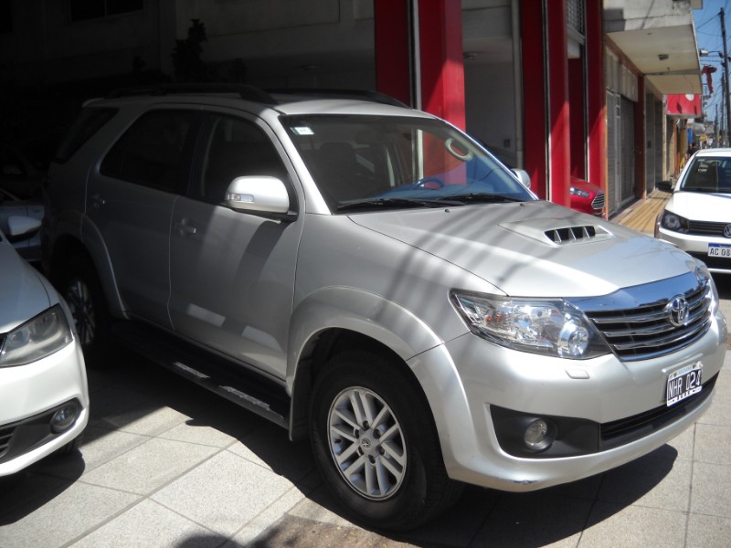 Hilux SW4 At 3.0 TD 4x4
